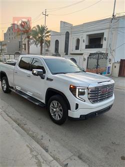 GMC Sierra